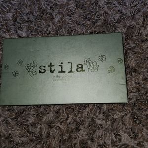 Stila in the Garden Eye Shadow Pallete